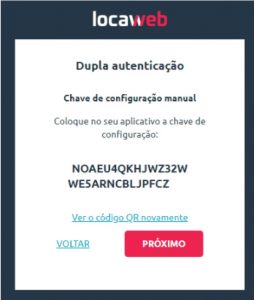 Imagem exibindo o código que deve ser inserido no aplicativo e, logo abaixo, um botão para abrir o QR Code novamente.