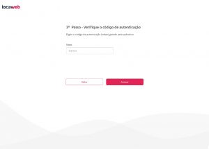 Alt text: imagem da terceira etapa do processo com um campo disponível na tela para digitar o token. Logo abaixo do campo, estão os dois botões para voltar ou avançar.