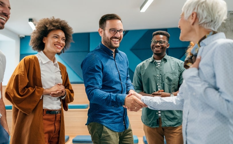 A organização deve buscar a melhor forma de transmitir os valores e a cultura da empresa no onboarding.